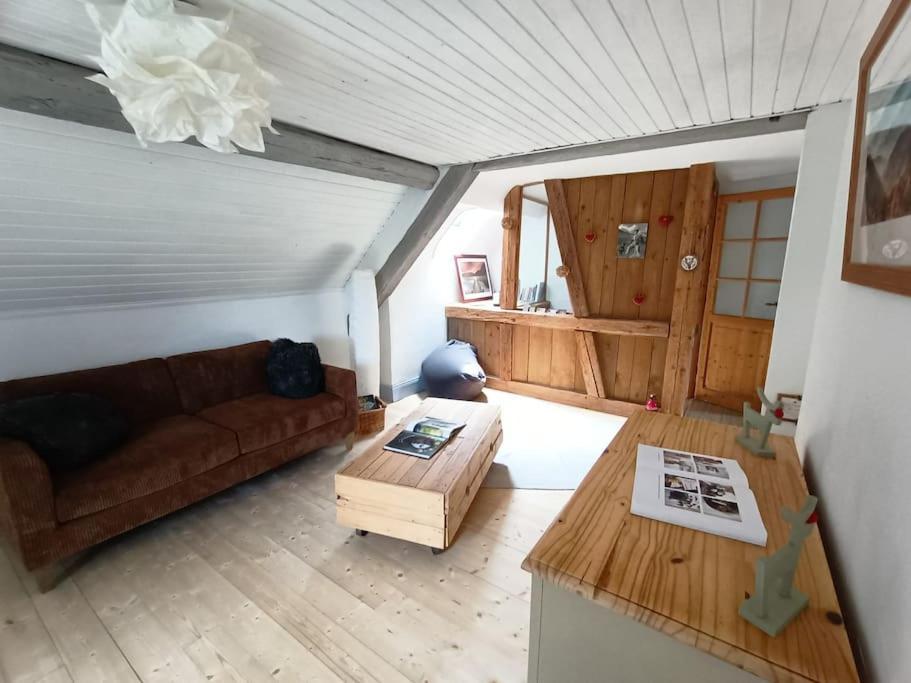 Appartement Meuble Classe 3 Etoiles Dans Ferme Du Xixe Restauree *